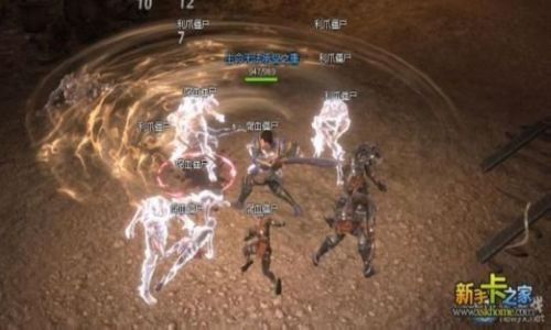 传奇私服手游中半月弯刀的技能书最好是直接买